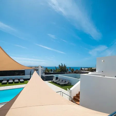 Velero Villa